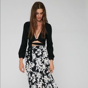 Flynn Skye Wrap Set Blooming Black