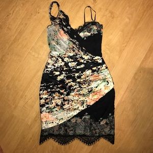 Stunning Foley + Corinna Silk/Lace floral dress.