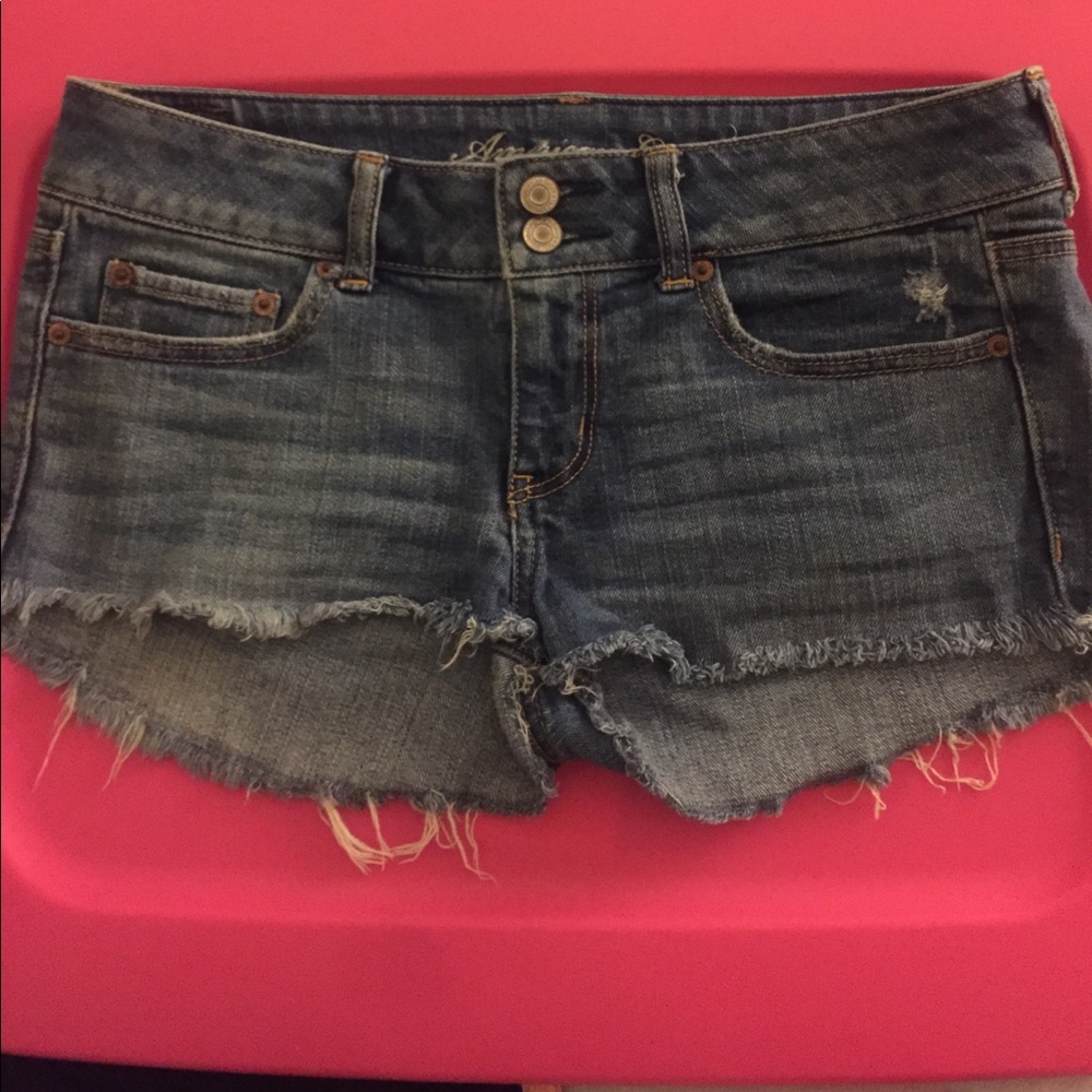 AMERICAN EAGLE CUTOFF JEAN SHORTS SZ 8 X LONG SKNY