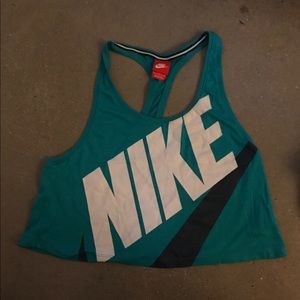 Nike Crop Top