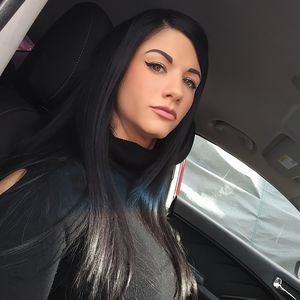 Meet your Posher, Casey