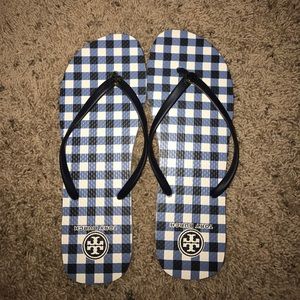 tory butch flip flops
