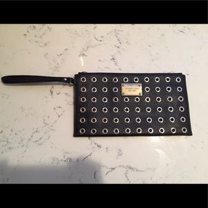 Michael Kors Blk Leather Wristlet UNUSED