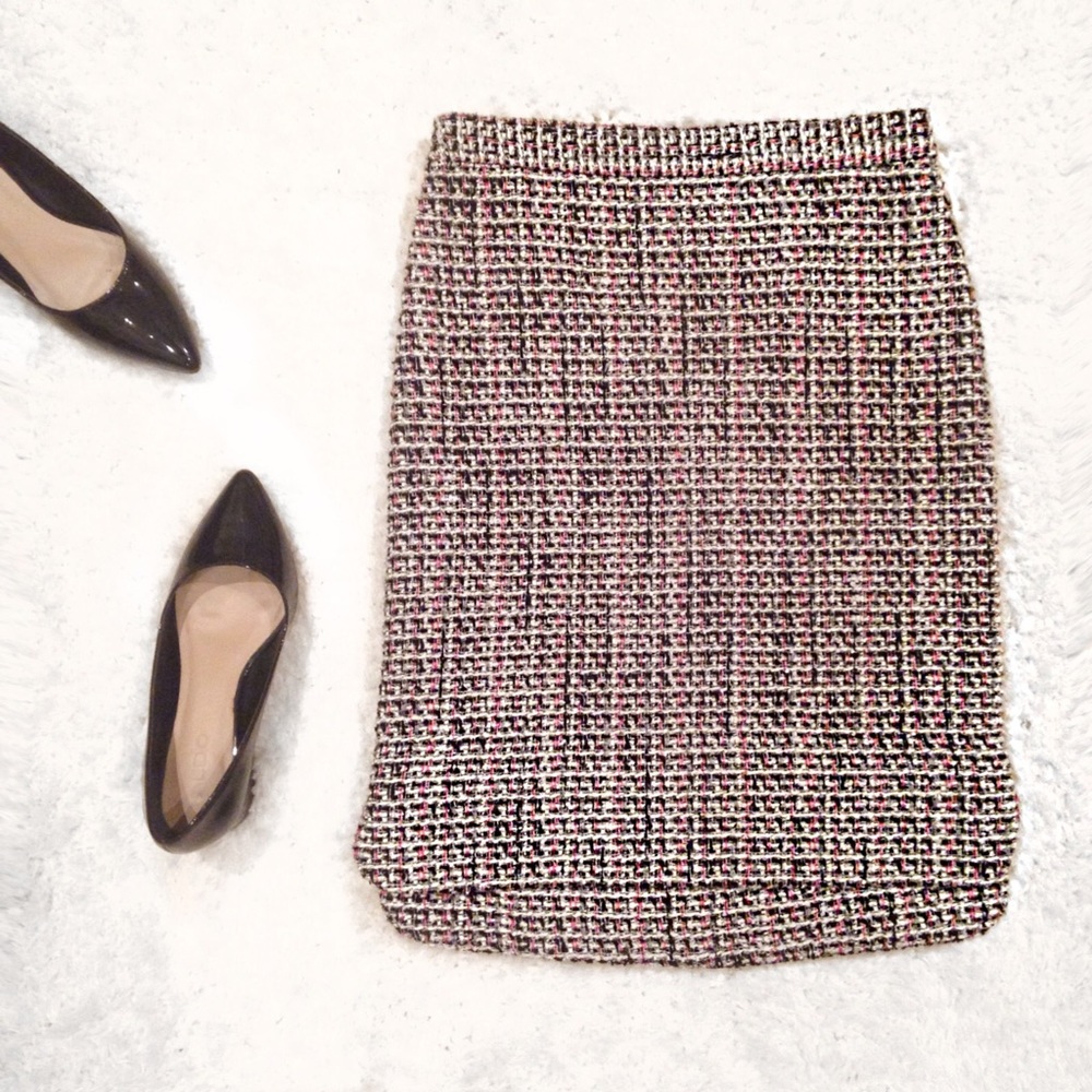 Ann Taylor tweed pencil skirt