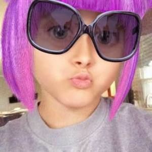 Meet your Posher, Stacey