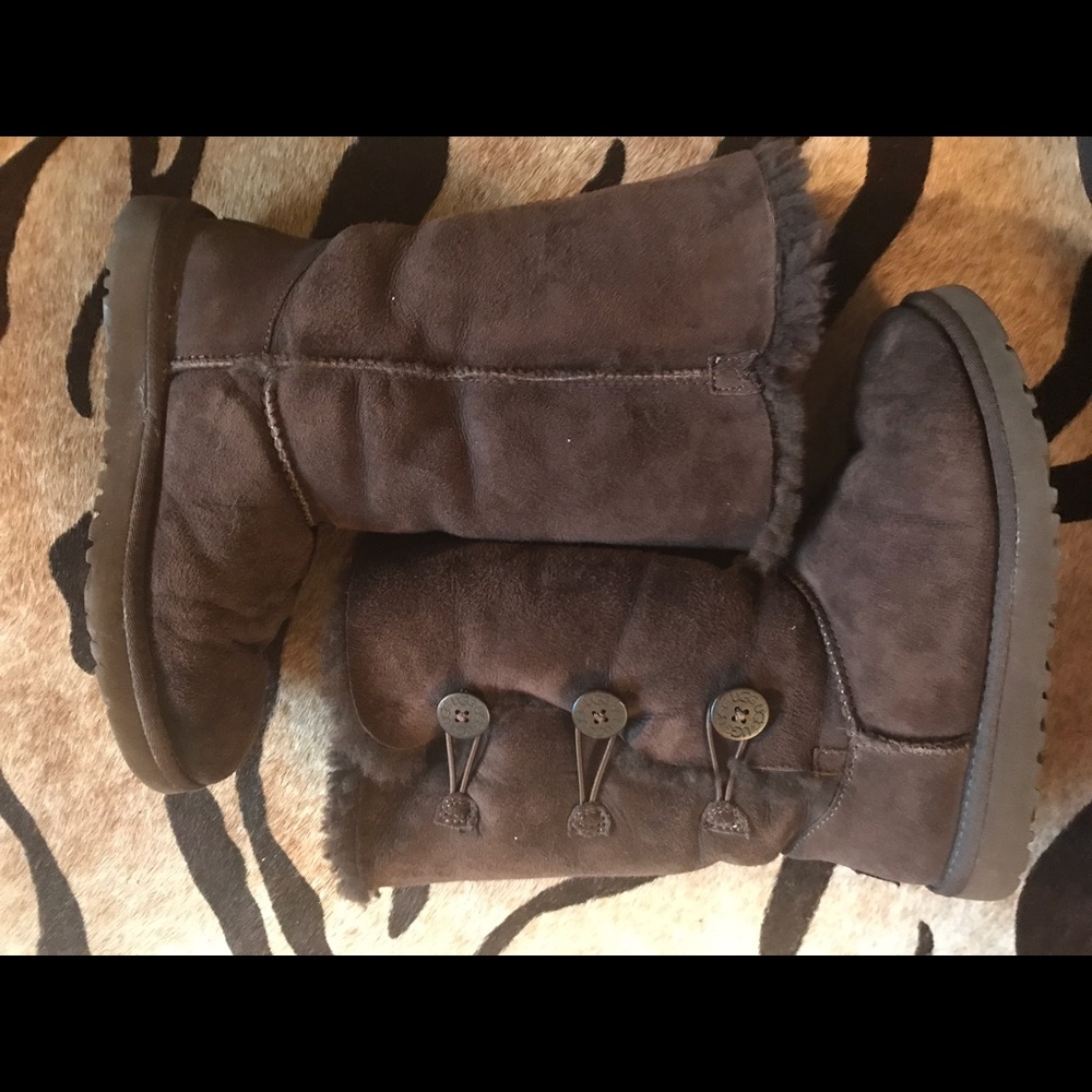 Chocolate  Uggs