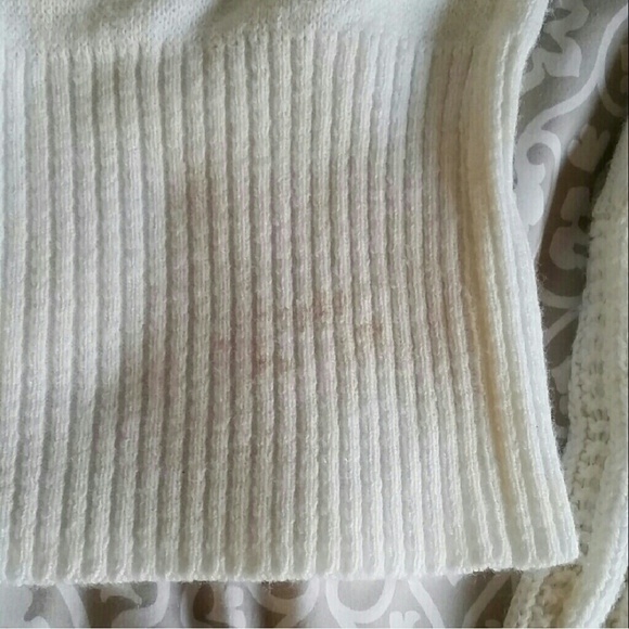 Off-White Cowl Neck Sweater - Picture 4 of 4