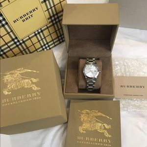 Burberry women's Watch BU9100