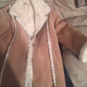 Like new Wilson leather jacket very heavy!!