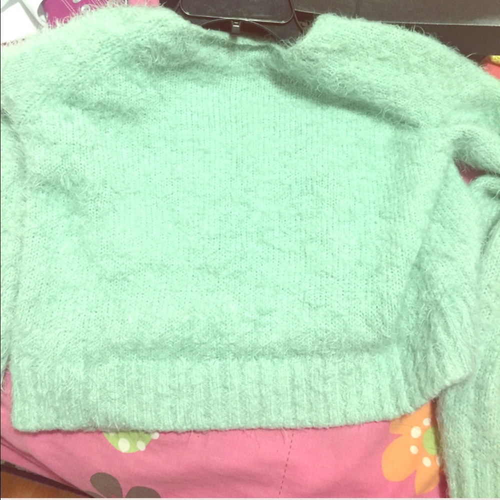 Small sweater - Picture 2 of 3