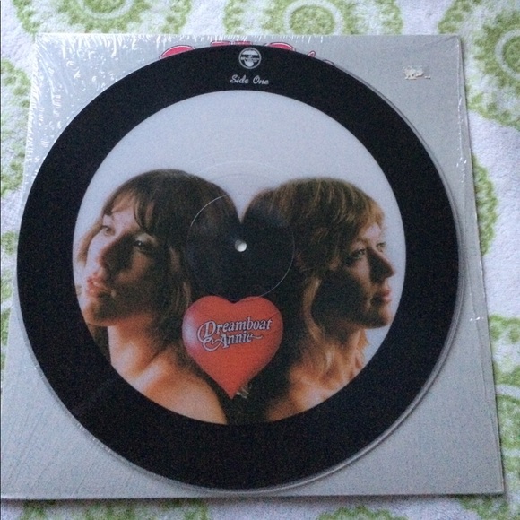 Vintage Heart picture disc/Dreamboat Annie. - Picture 1 of 3