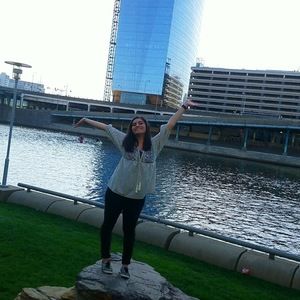 Meet your Posher, Maria