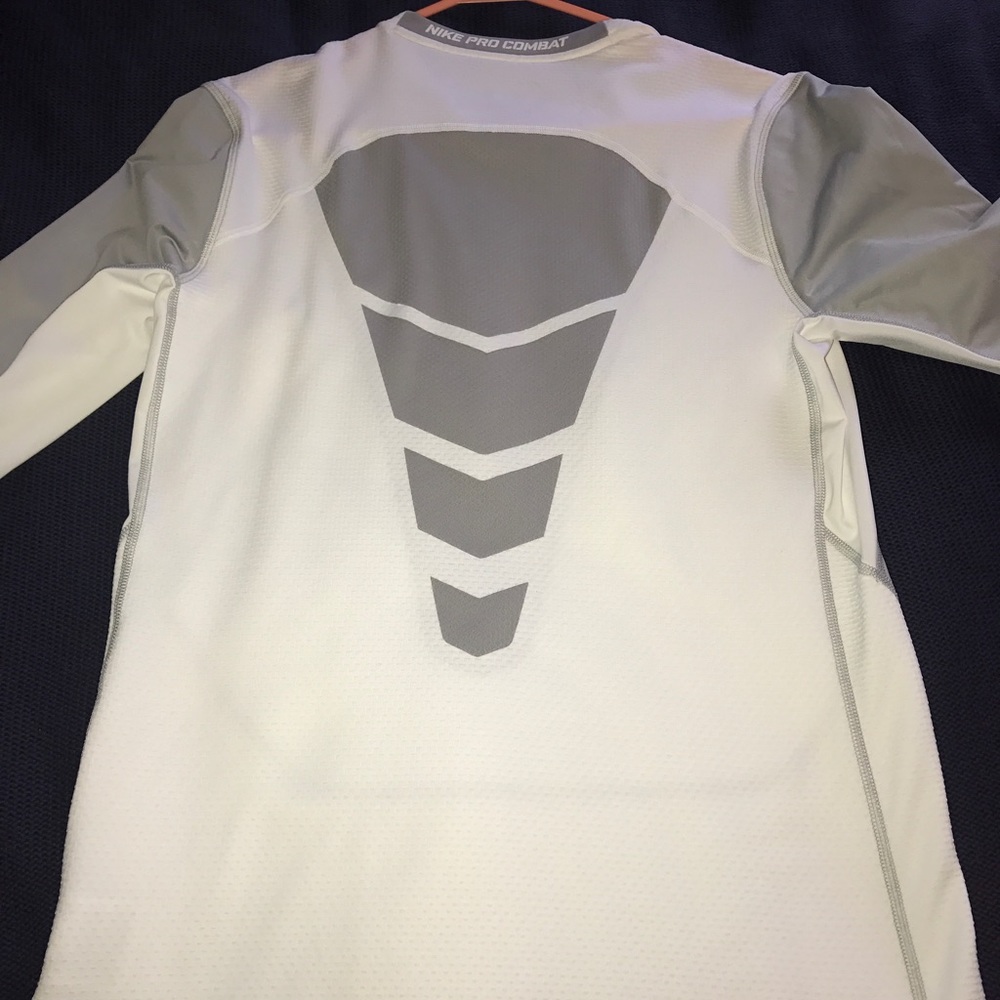 Nike pro combat hyperwarm shirt - Picture 4 of 4