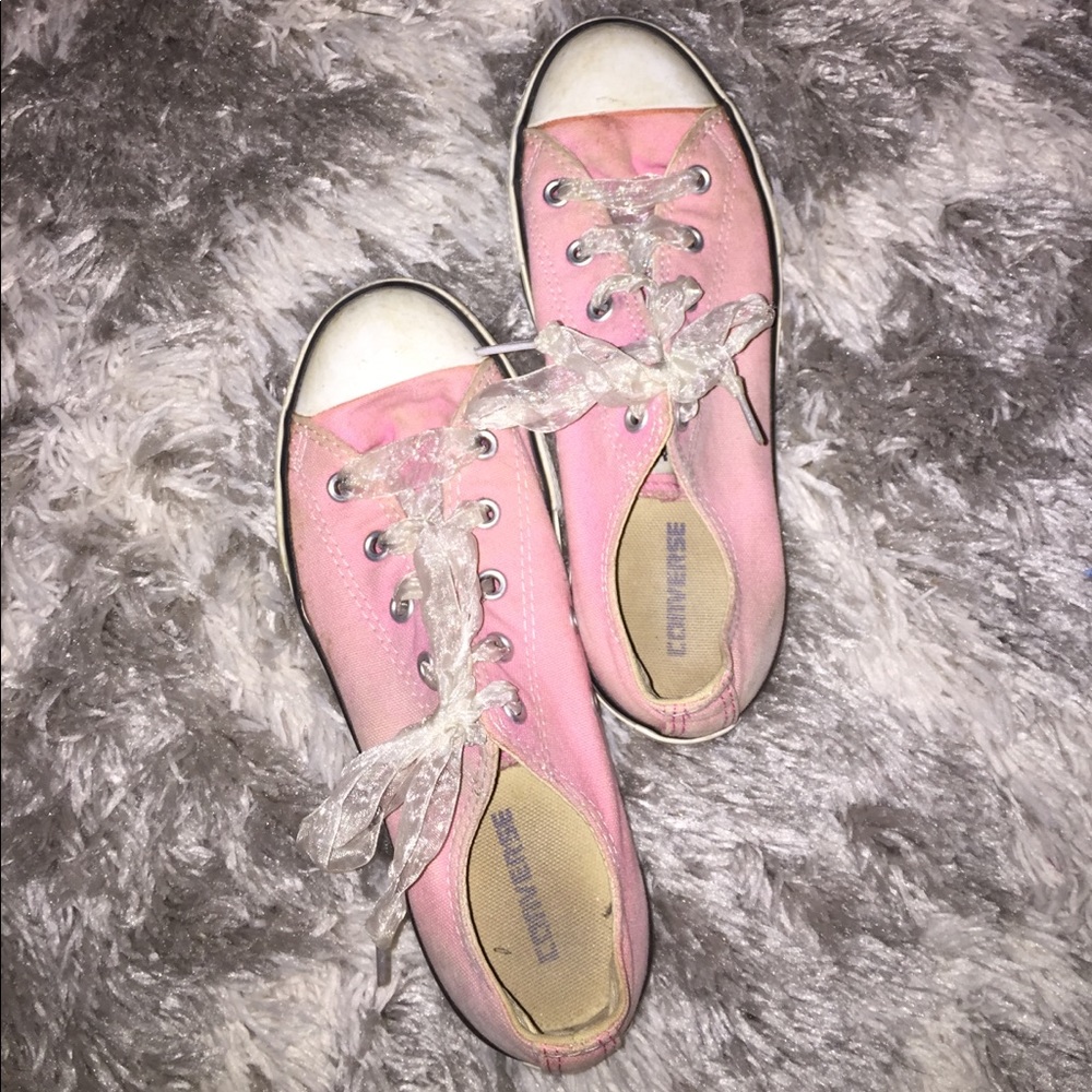 Pink converse!