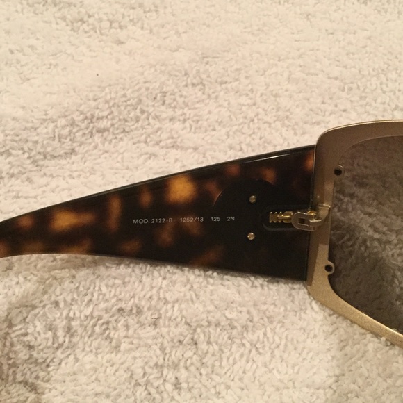 Versace Mod. 2122-b Black and Gold sunglasses