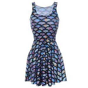 Fish scale print dress 👗