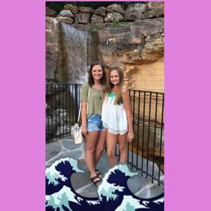 Meet your Posher, Olivia