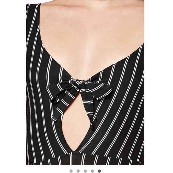 one piece - Picture 3 of 3