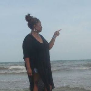 Meet your Posher, Dollie