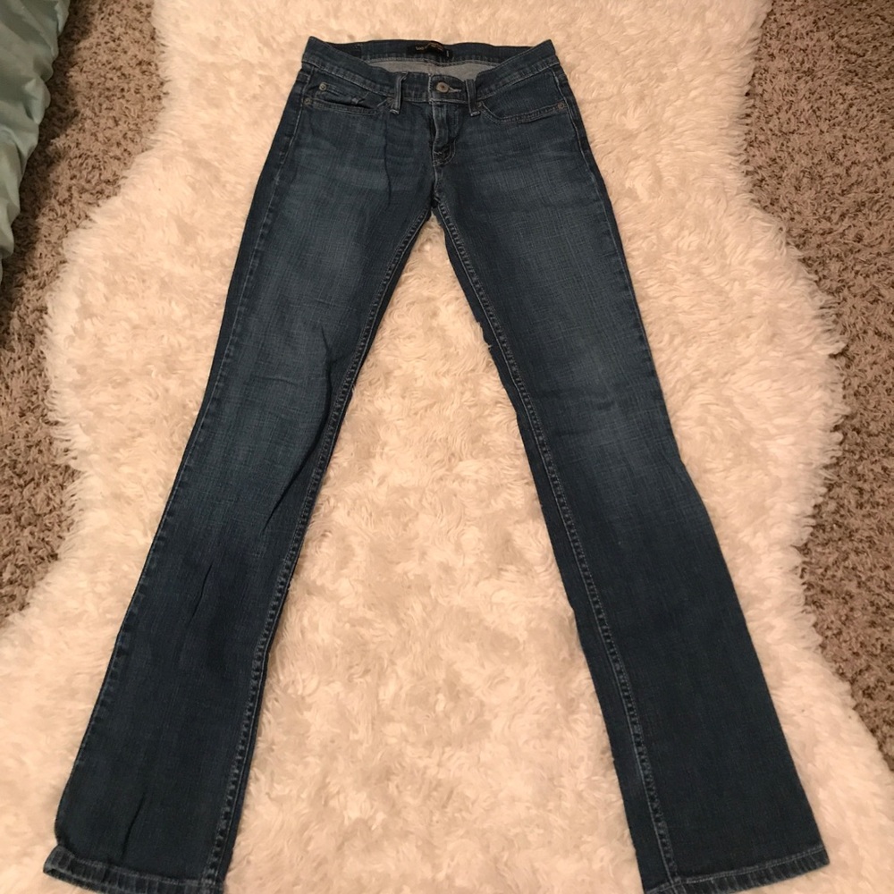 Too super low Levi jeans