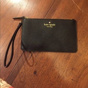 Kate Spade wristlet - black