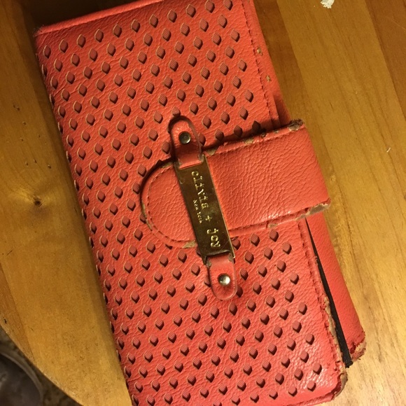 Used coral wallet - Picture 1 of 4