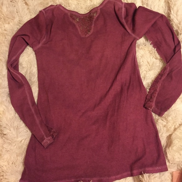 Large long magenta thermal with lace top - Picture 3 of 3