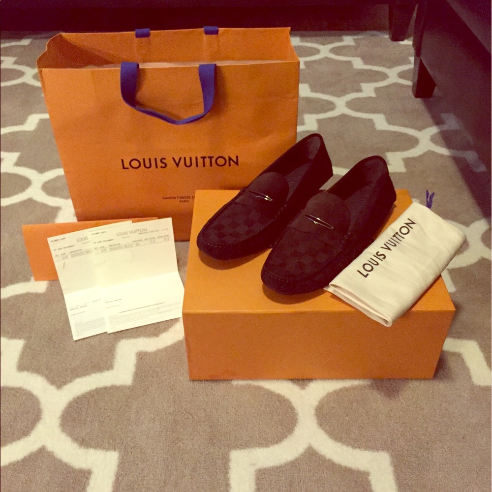 Men's Louis Vuitton shoes authentic