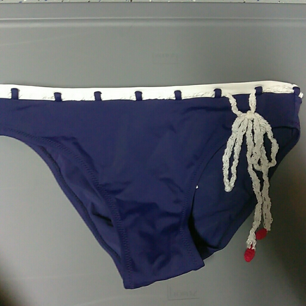 New Tommy Bahama size 8 swim bottoms
