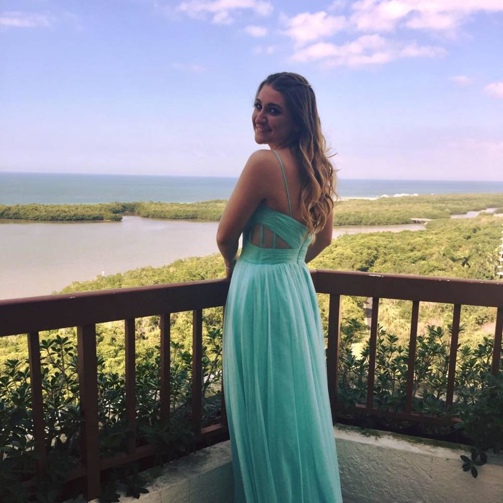 Meet your Posher, Remi