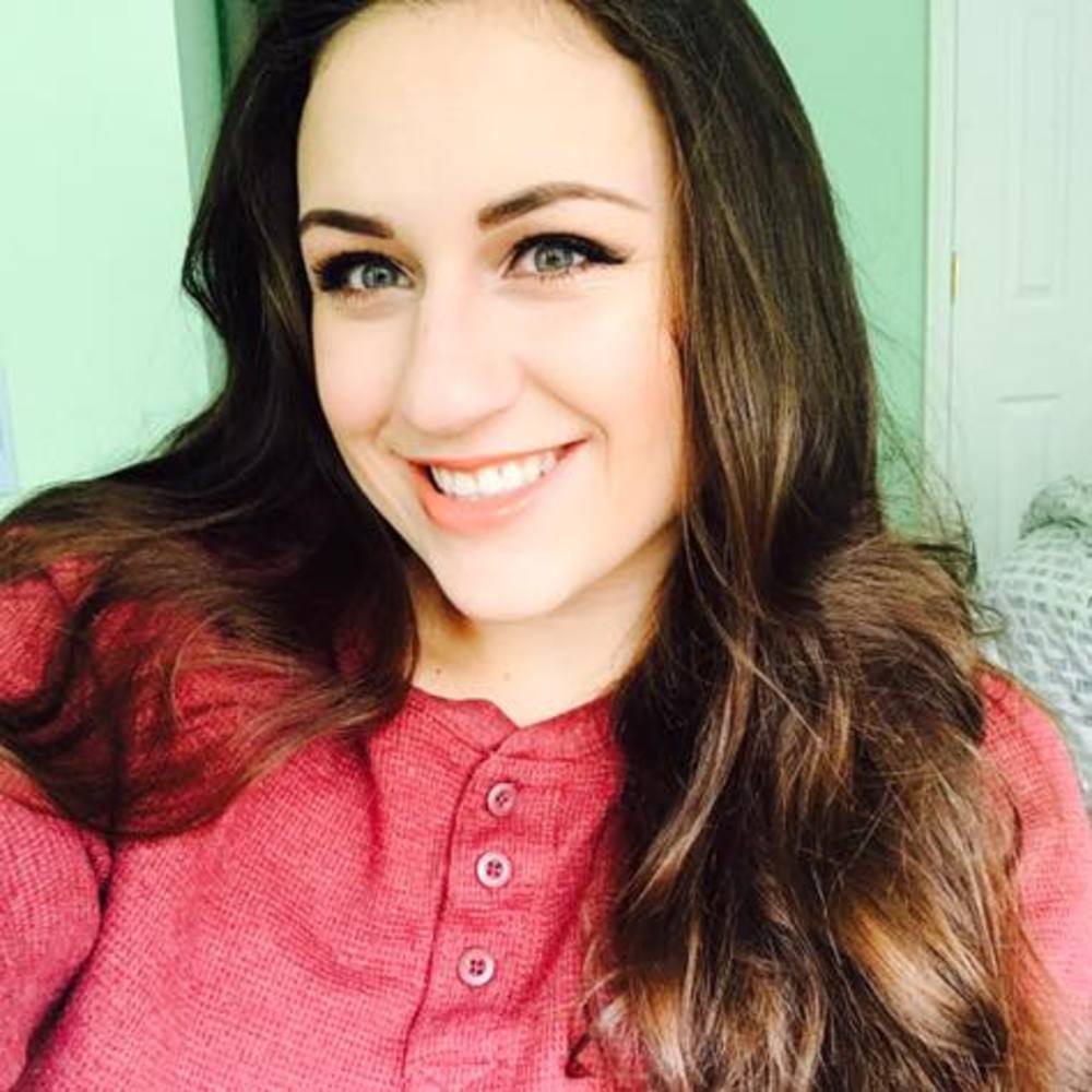 Meet your Posher, Danielle