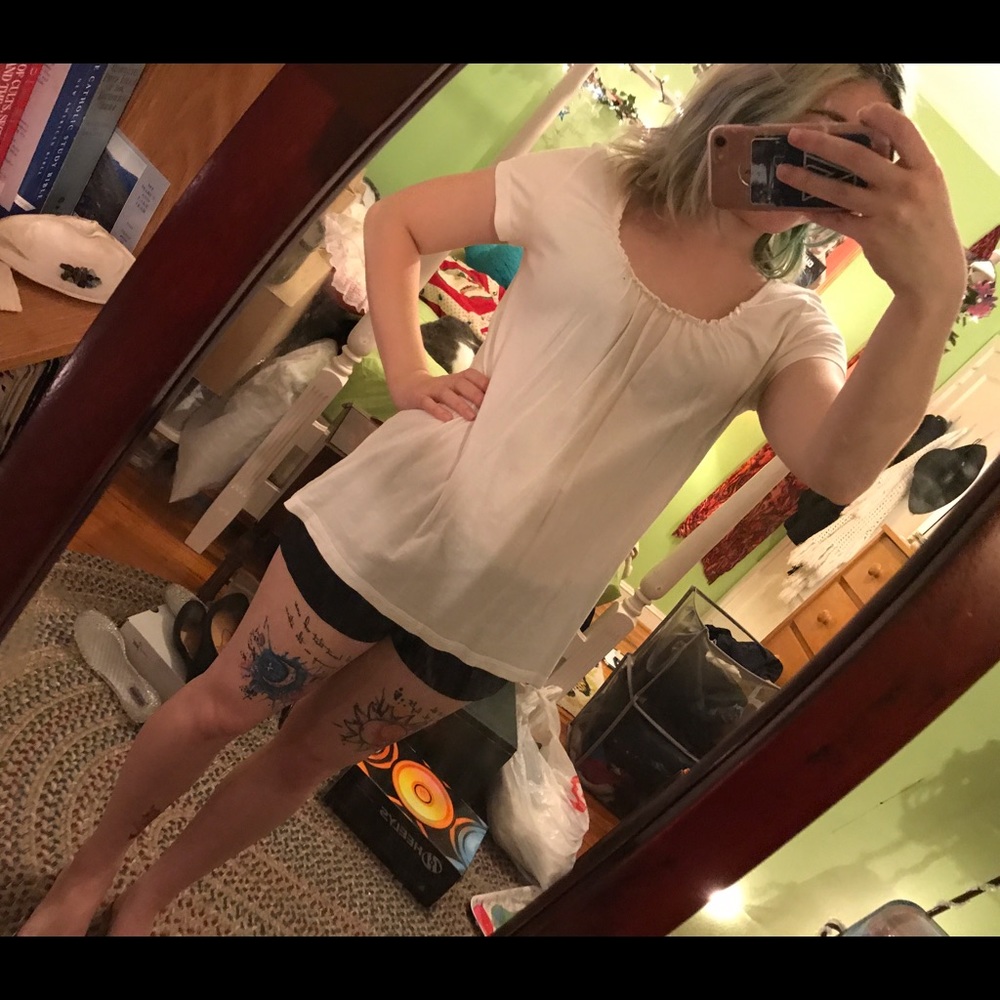 Loose White T-Shirt / Blouse