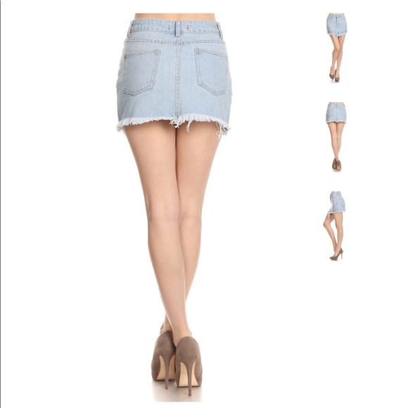 Grommet Mini Skirt - Picture 3 of 6