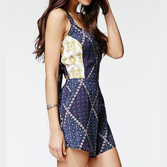 Kendall and Kylie cute festival Boho romper nwt - Picture 2 of 3
