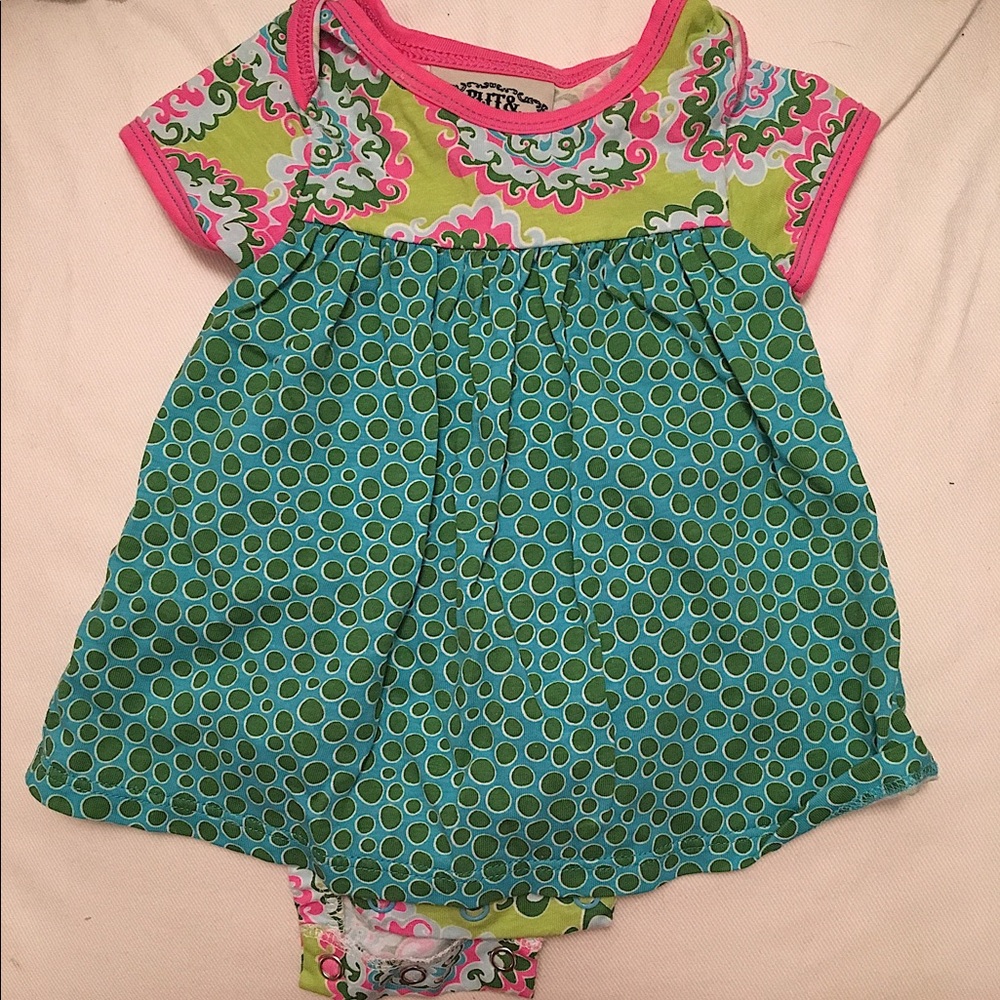 ✨HOST PICK✨  Flit & Flitter 💕 Paisley & Polka Dot