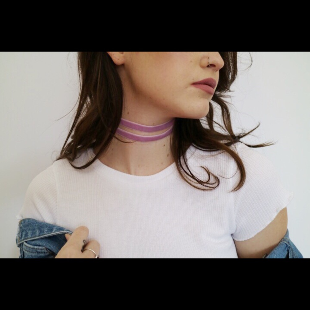 Lavender velvet choker