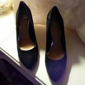 Jessica Simon Sleek Black Heels