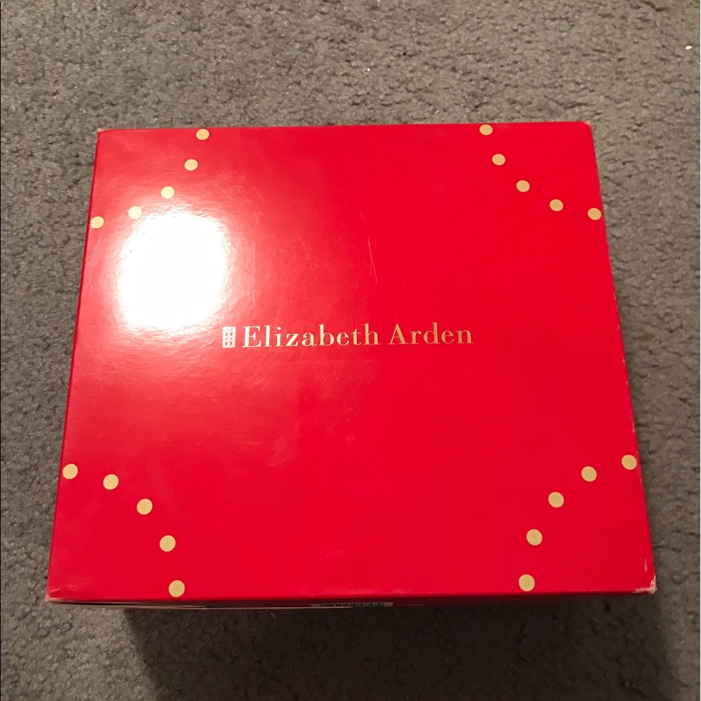 Elizabeth Arden make up set