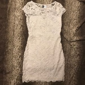Lace white bodycon dress
