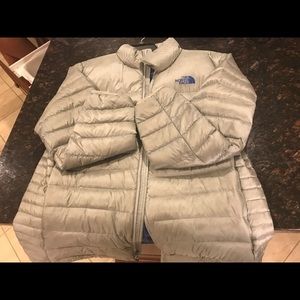 Men's Gray North Face Jacket