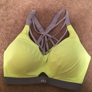 Victoria Secret Sports Bra