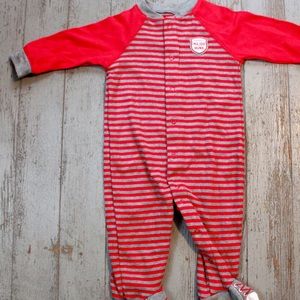 CARTERS Baby Boy Sleeper Size 6m NEW!