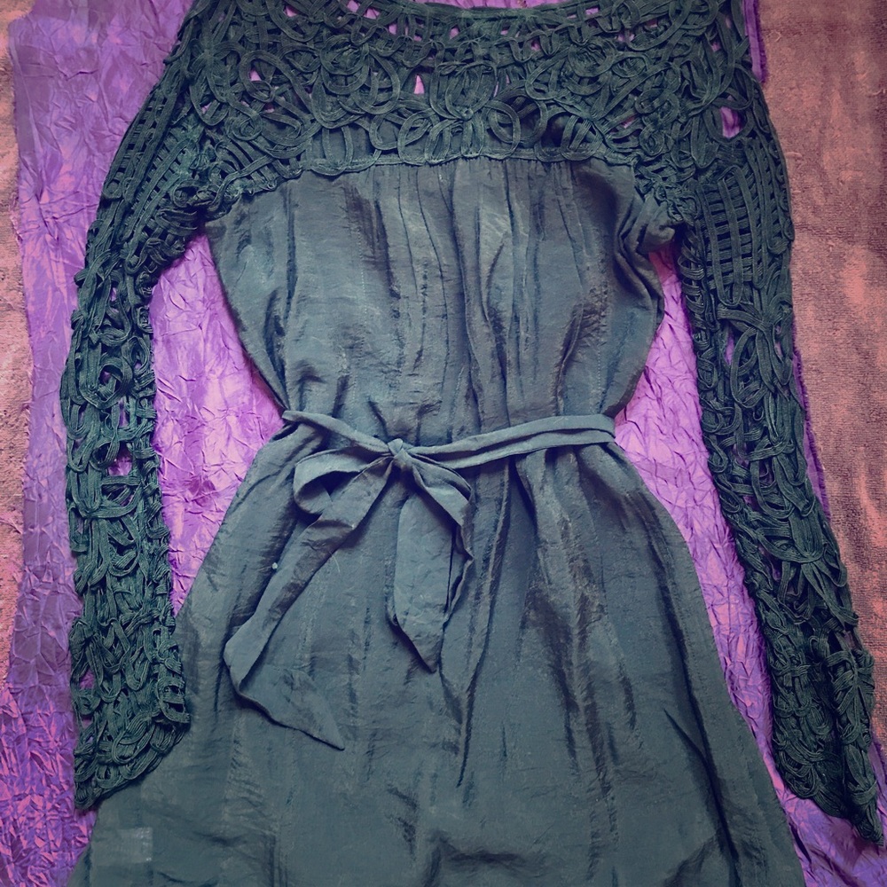 Black sheer dress, flowy, mid loop mesh sleeves.