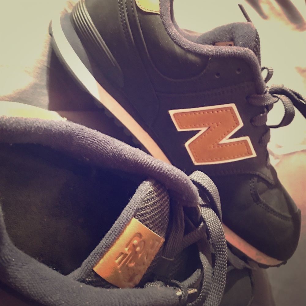 New balance sneakers . Worn a few times