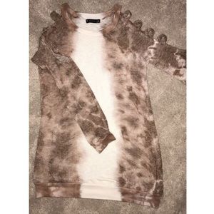 Brown & White Long Sleeve Cutout Top