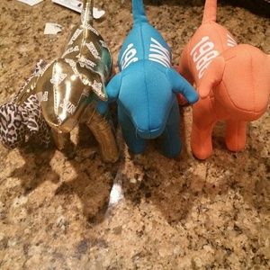 4 Victoria Secret dogs