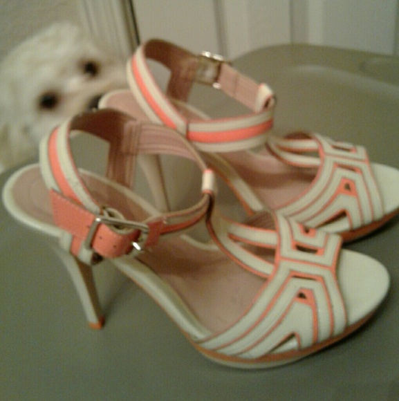 Spring heels - Picture 2 of 3