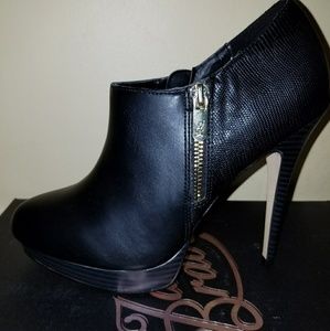 Black Leather Platform Ankle Boots (Booties)