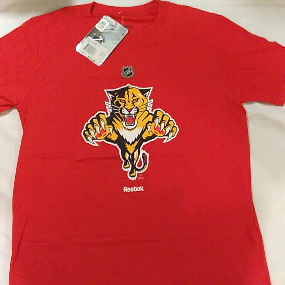 Kids size  m Panthers shirt