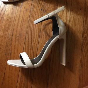 ASOS White Heels in size 6.5